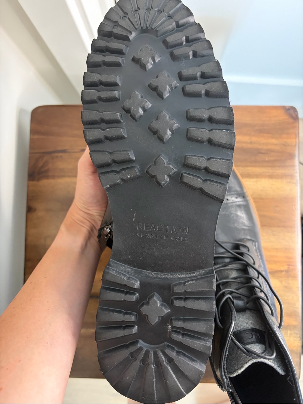 Reaction Kenneth Cole Black Leather Brogue Cap Toe Side Zip Ankle Boots. 10.5M - Picture 6 of 7
